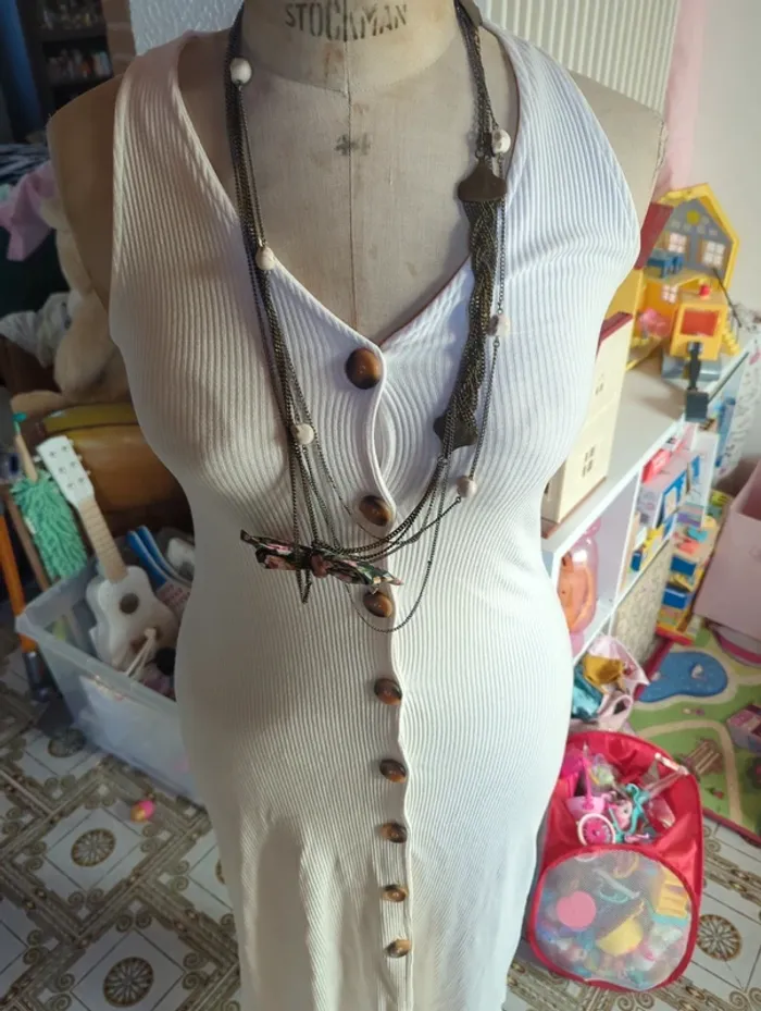 Robe blanche côtelée - photo numéro 4