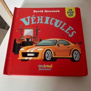 Livre véhicules avec pop up
