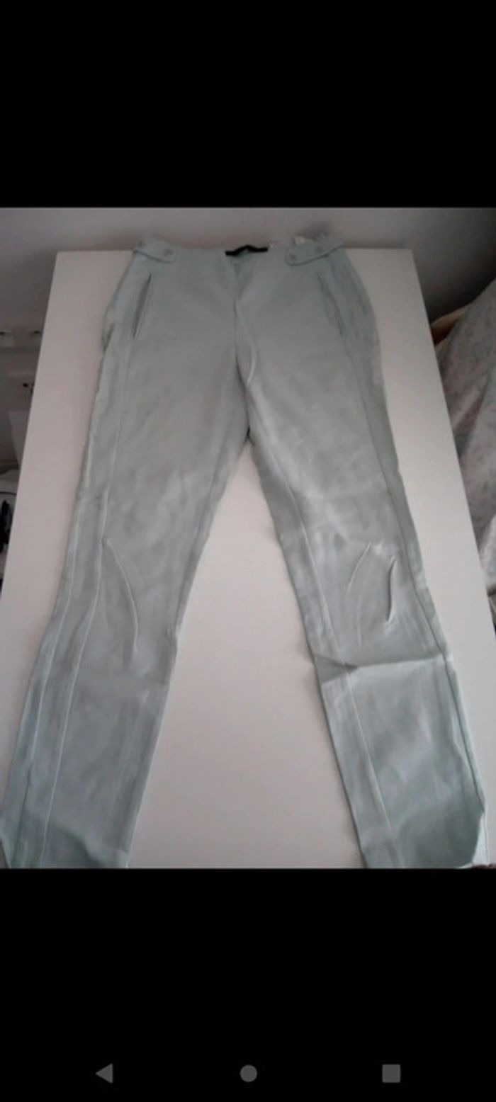 Pantalon Zara