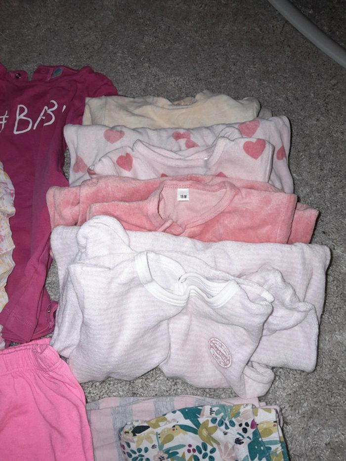 Lot de 19 pièces 18 mois - photo numéro 4