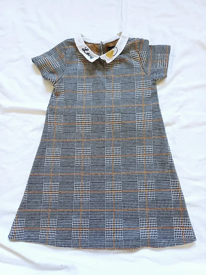 Robe taille 5 ans - photo numéro 4