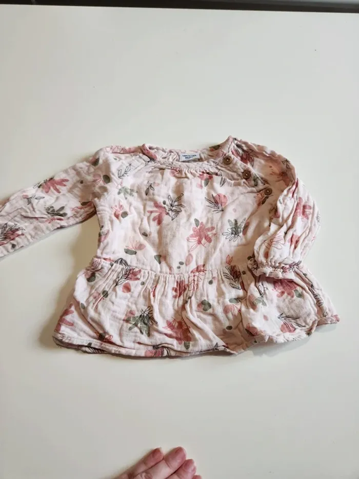 Blouse tape à l'œil