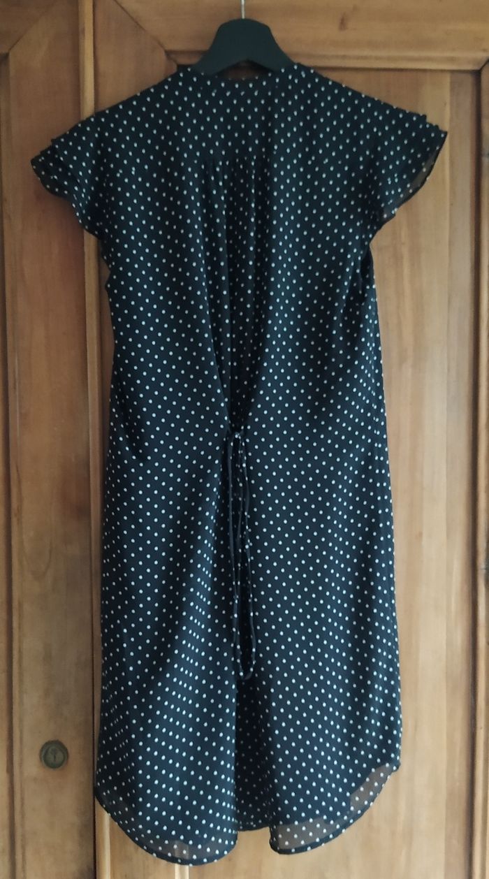 Robe H&M taille XS. - photo numéro 2