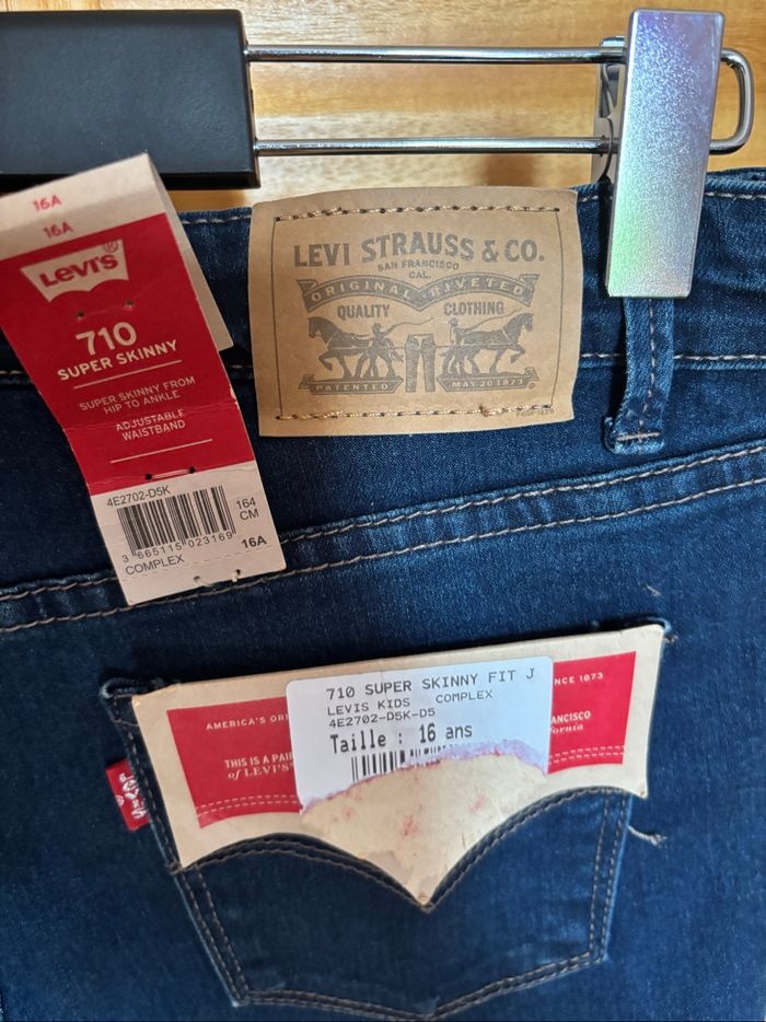 Jeans Levi’s skinny taille 16 ans ou 36 - photo numéro 4