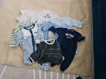Lot de 8 pyjamas 3 mois