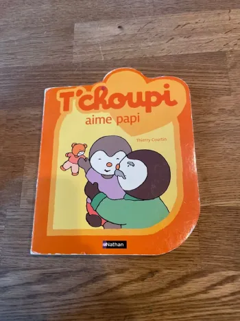 Livre cartonné Tchoupi aime papi