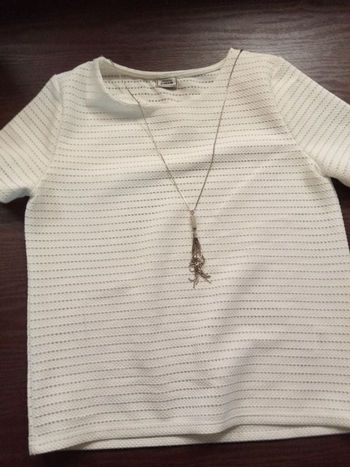 Pull fin ajouré