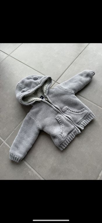 Manteau avec capuche hiver chaud Taille 18 mois