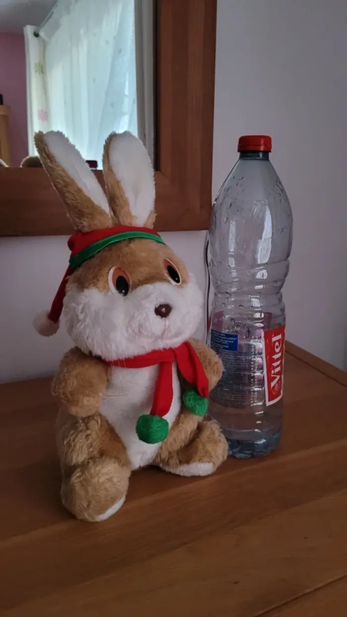 Peluche lapin de Noël – 35 cm – État impeccable - photo numéro 4