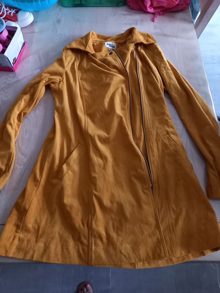 Veste moutarde