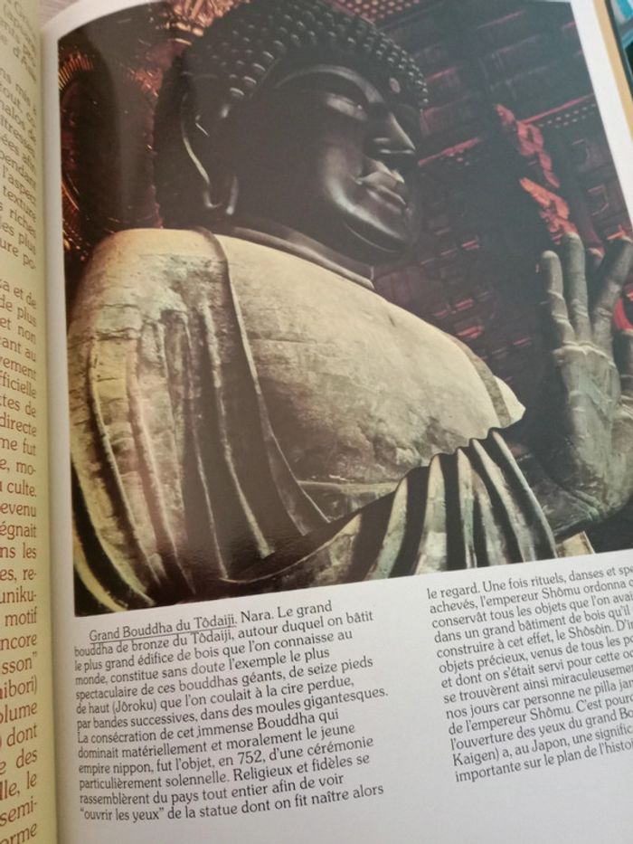 Vadime Elisseeff 📚 Le bronze dans l'art japonais - photo numéro 3