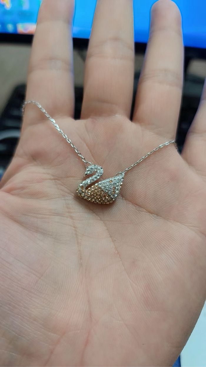 collier Swarovski de cygne coloré champagne - photo numéro 4