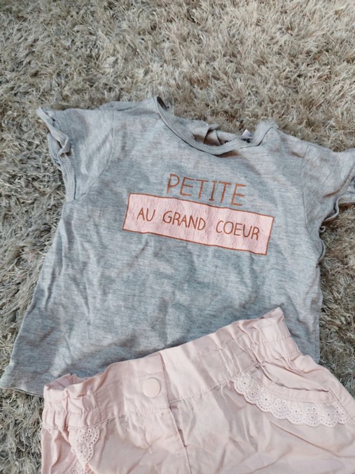 Lofi taille 18 mois short et t-shirt à manches courtes - photo numéro 3