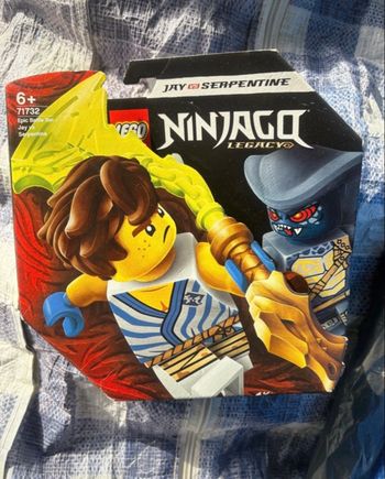 Boite lego ninjago Legacy 71732 Jay VS Serpentine neuve