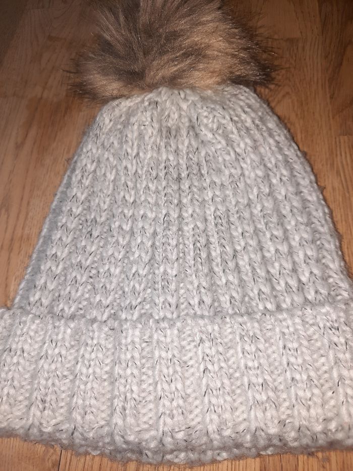 Bonnet - photo numéro 2