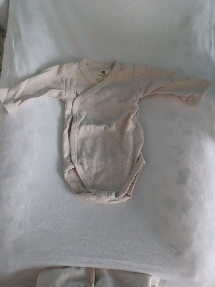 Bodies - photo numéro 2