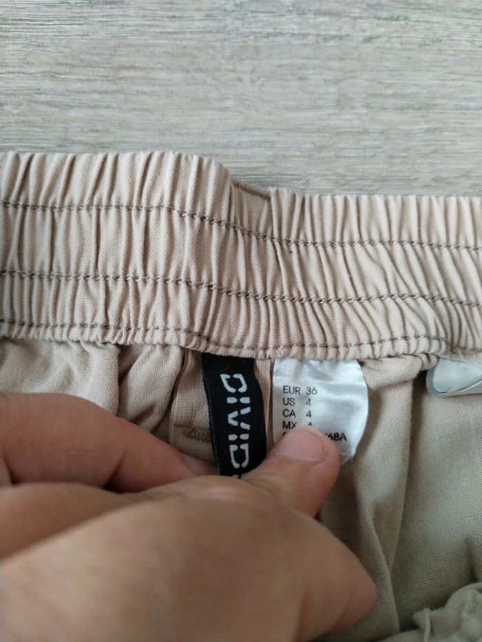 Pantalon taille 36 - photo numéro 2