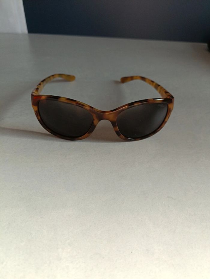 Lunettes soleil cat3 neuves - photo numéro 2