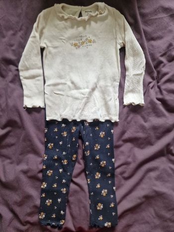 Ensemble taille 24mois