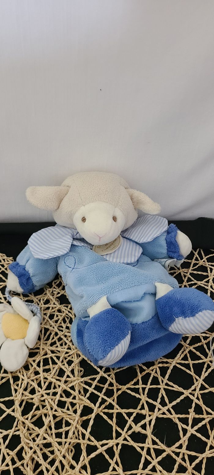 Mouton ou agneau DOUDOU ET COMPAGNIE marionnette bleu - photo numéro 2