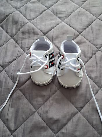 Petites Baskets Bébé "I Love Mom & Papa" 