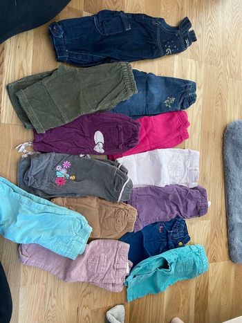 Lot pantalon en 6 mois