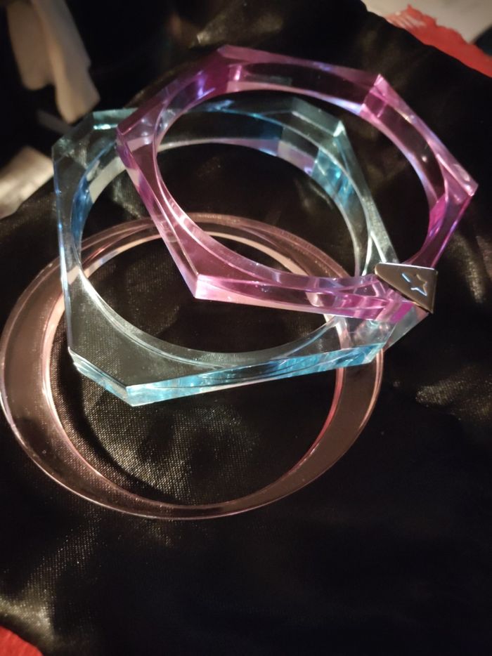 TRIO DE BRACELETS THIERRY MUGLER NEUFS - photo numéro 2