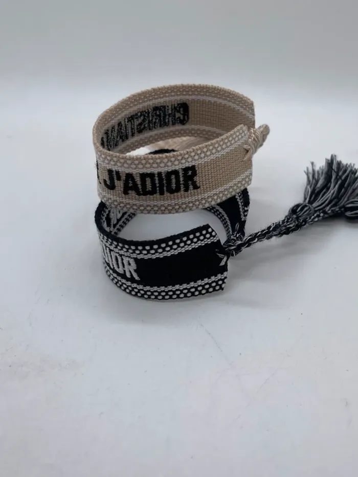 Lot 2 bracelets tissu signature brodée taille réglable - photo numéro 8