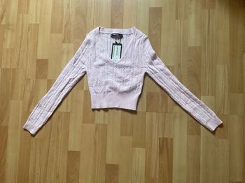 Pull col V taille S neuf FSBN