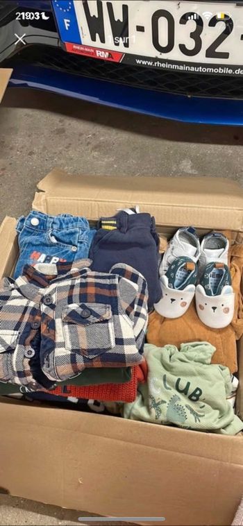 Cartons vêtements 6 mois