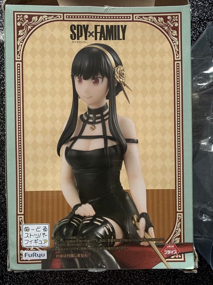 Figurine Spy X Family Yor Forger - photo numéro 1