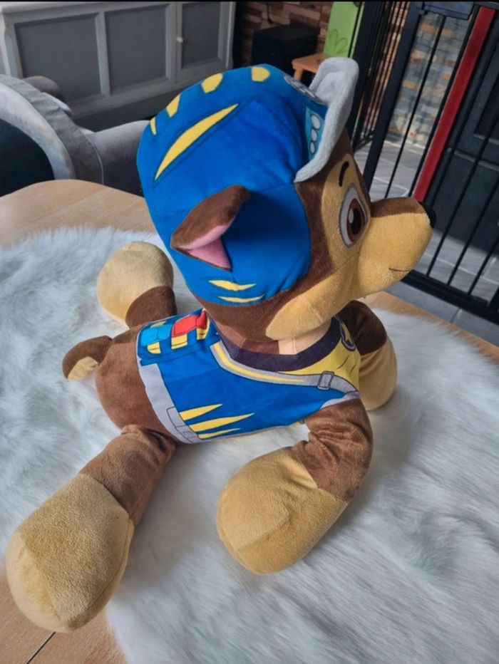 Grosse peluche chase pat patrouille - photo numéro 2