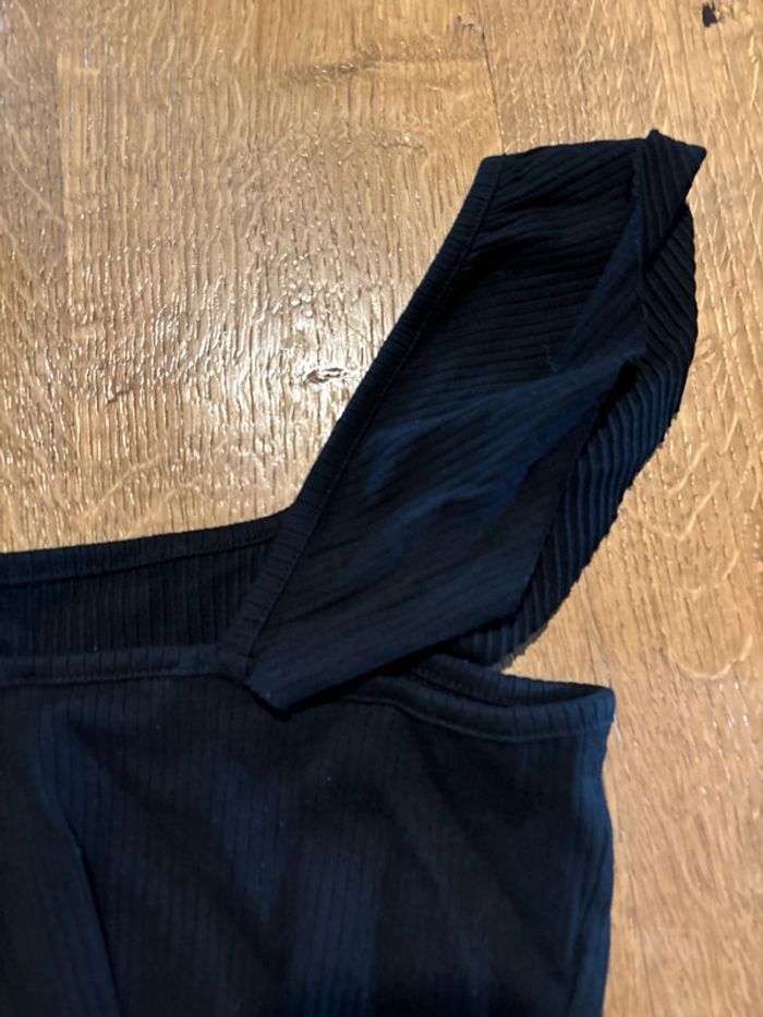 3 petits crop top côtelés courts noir et blanc - photo numéro 10