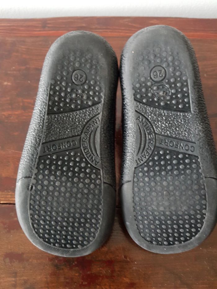 Chaussons 26 - photo numéro 3