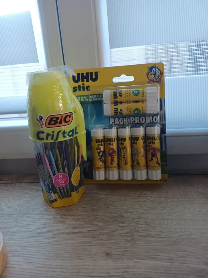 Lot crayon / colle - photo numéro 2