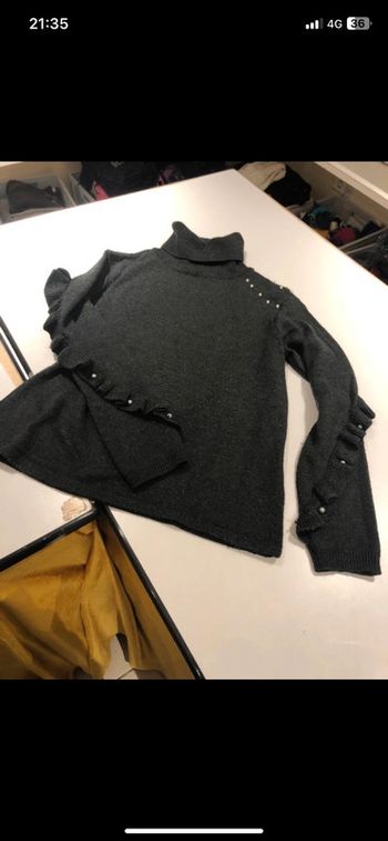Pull d hiver habillé . Taille 46/48
