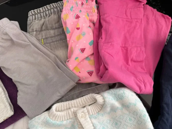 👚👖 lot 18 vêtements - bébé fille - 18-24 mois- toutes marques - 18-24 mois - bon état très bon état - photo numéro 4