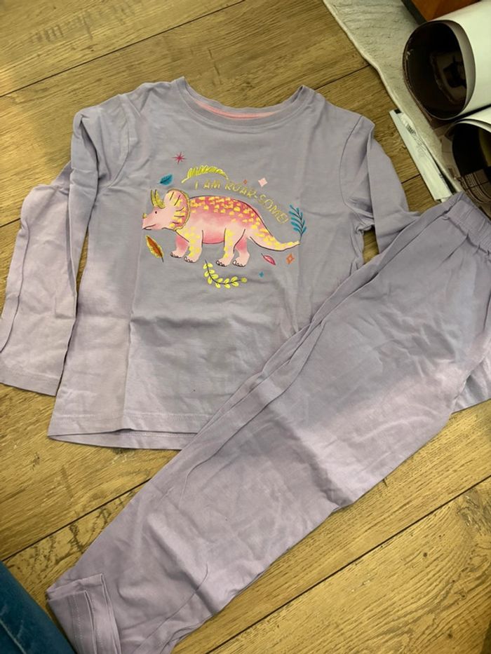 Pyjama fin 7-8 ans