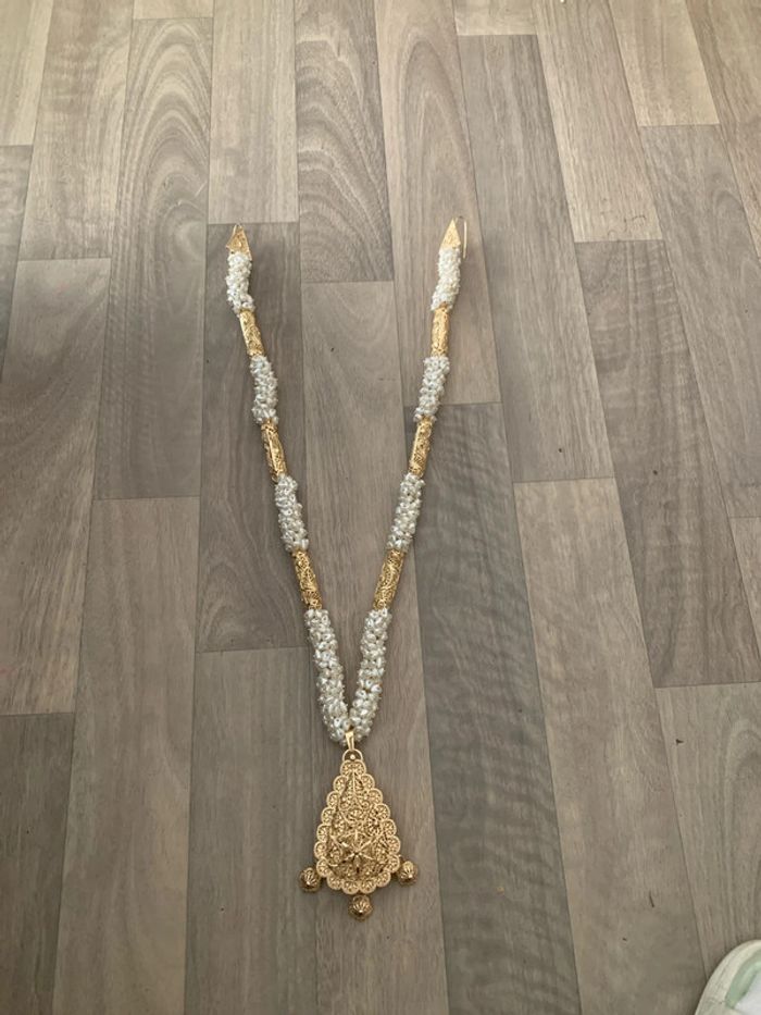 Collier traditionnelle algérien SKHAB blanc