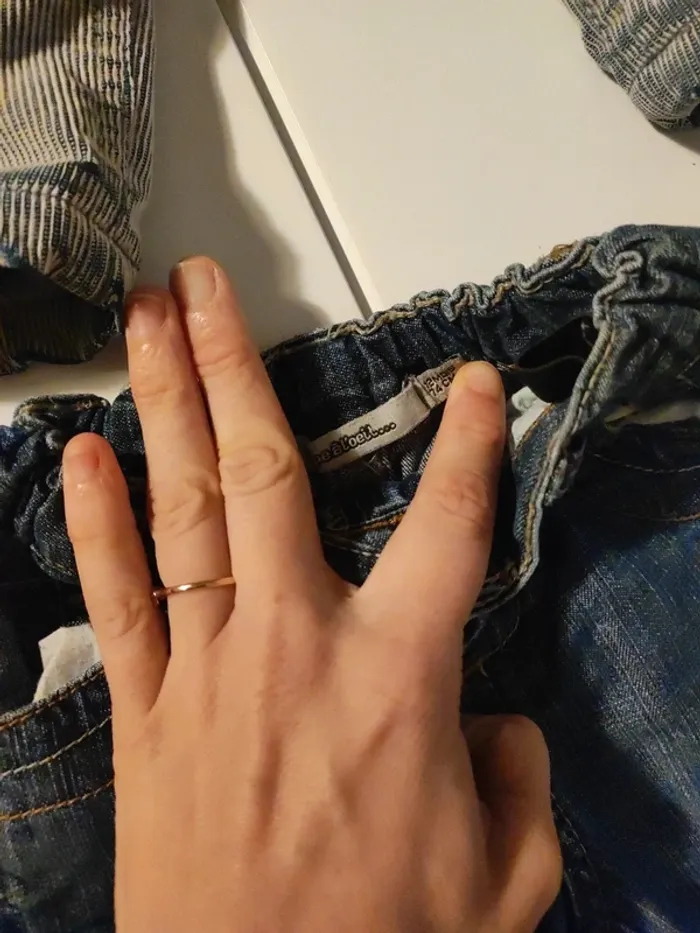 Lot pantalon jean jogging 12 mois - photo numéro 3