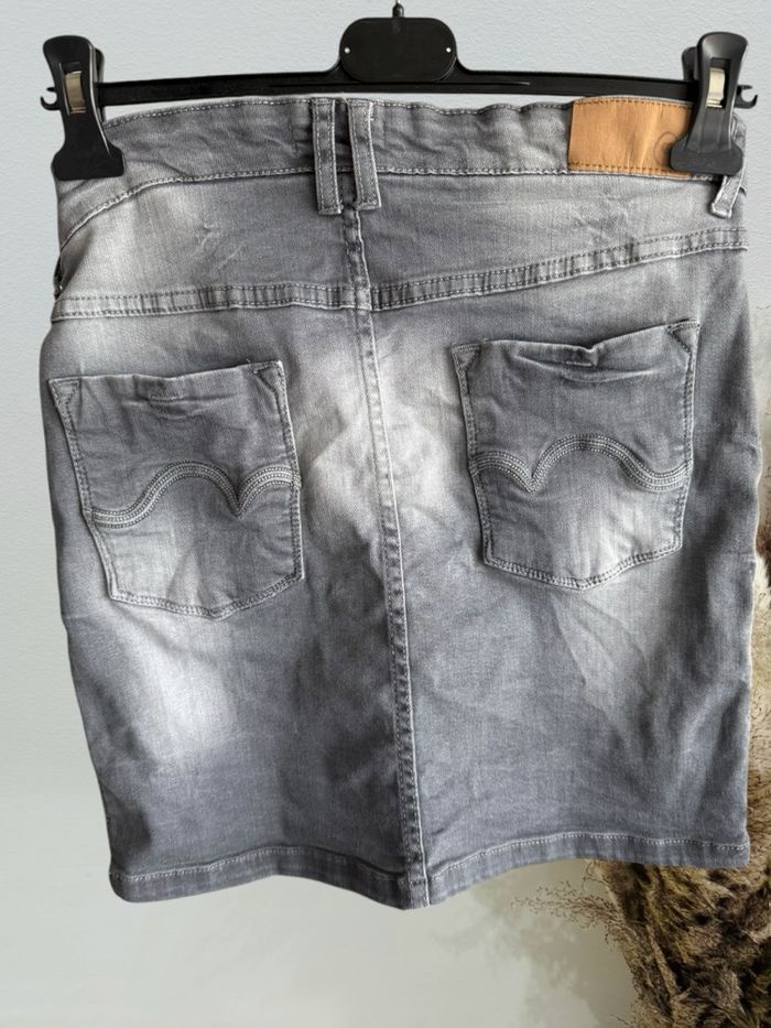 Jolie jupe de grossesse en jeans grise T40/L maternité - photo numéro 3