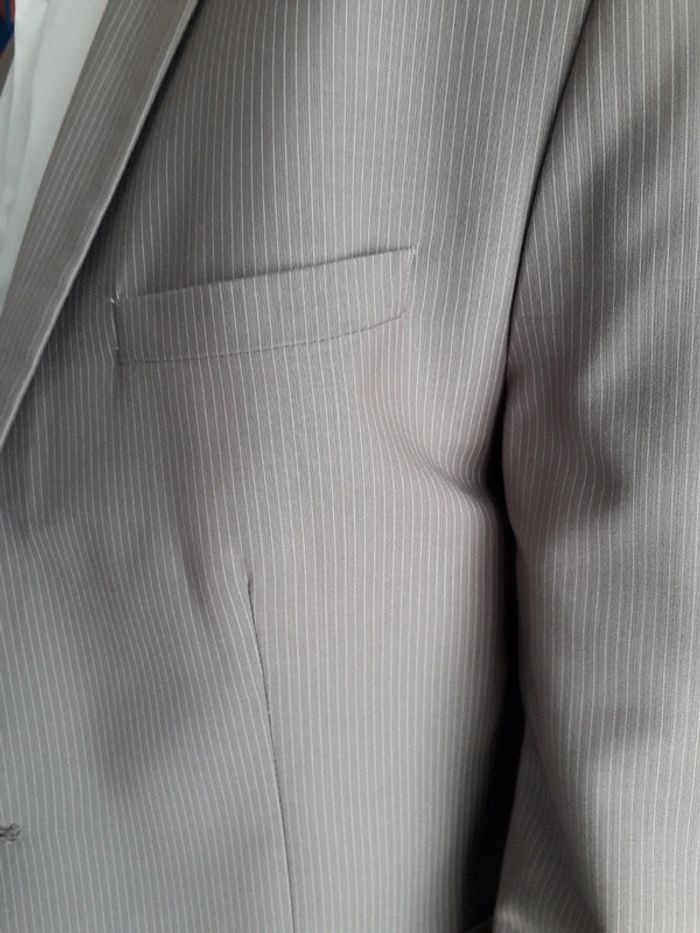 Costume gris Burton veste taille 54 pantalon 44 - photo numéro 3