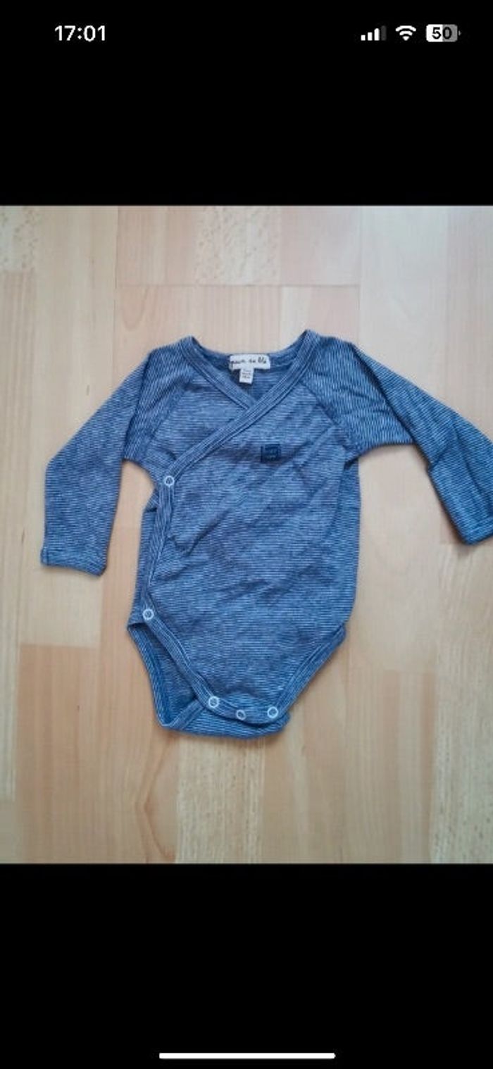 Lot de deux bodys
