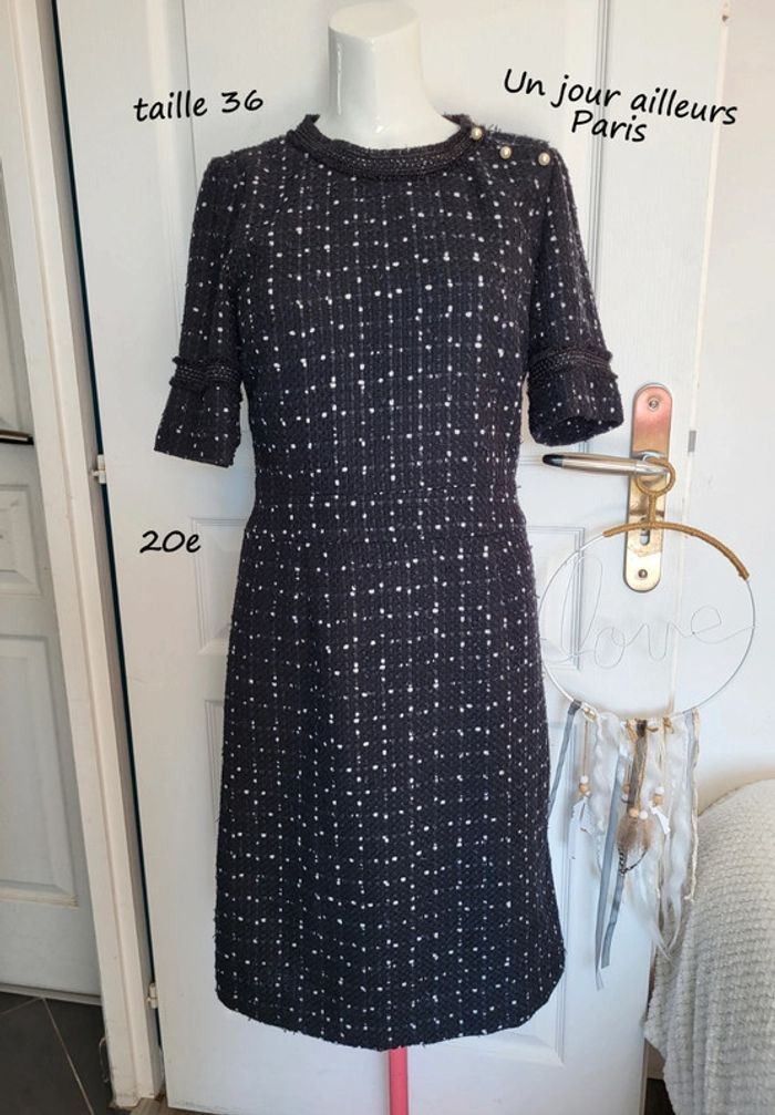Robe 👗 hiver Un jour ailleurs Paris taille 36 - photo numéro 2