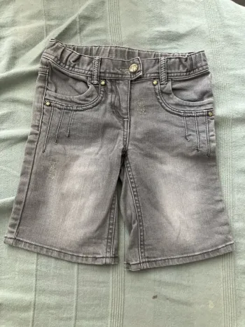 Short en jean gris 5 ans