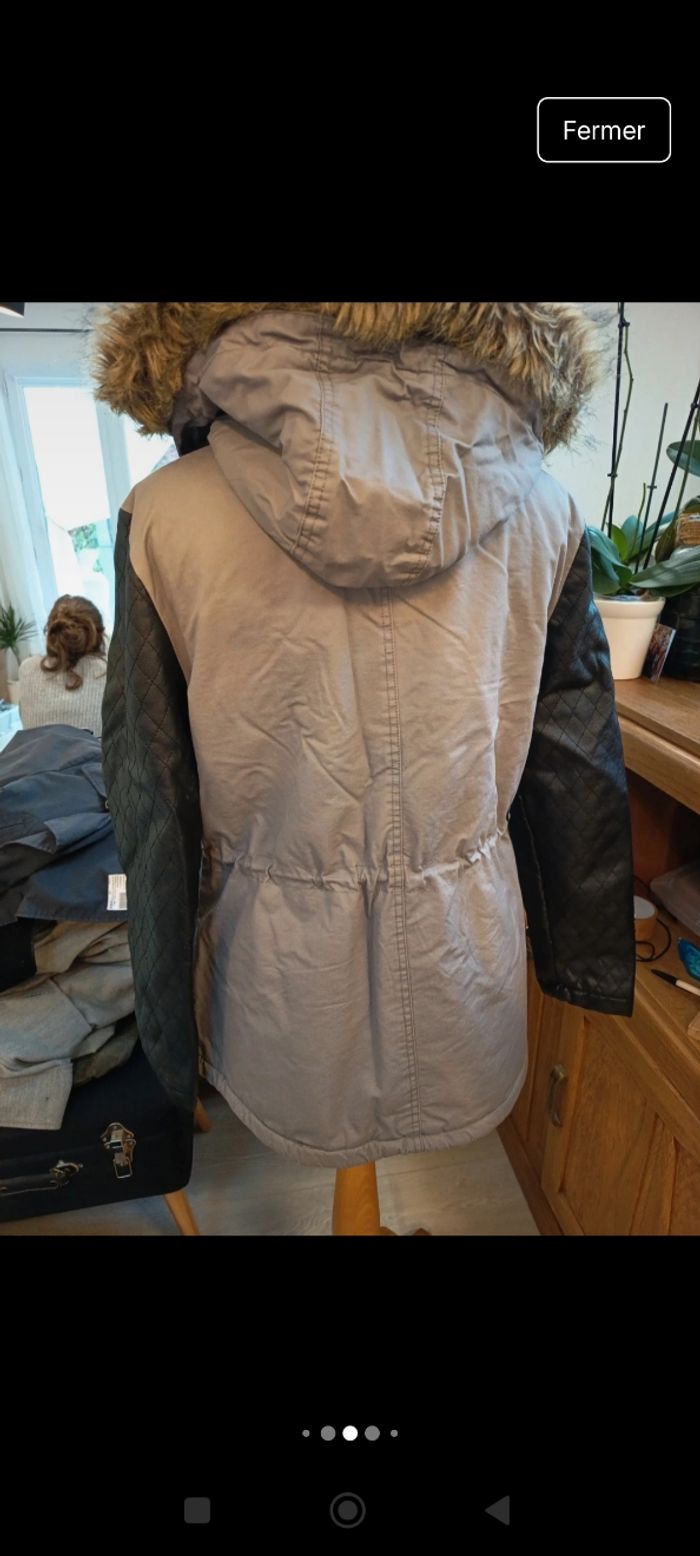 Parka grise et noire avec capuche - photo numéro 4