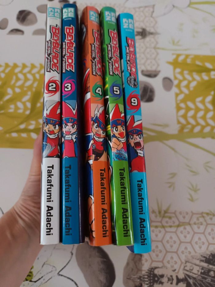Lot de 5 mangas Beyblade Métal Fusion - photo numéro 6
