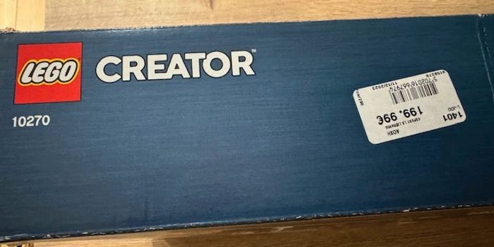 LEGO 10270 : La librairie - photo numéro 2