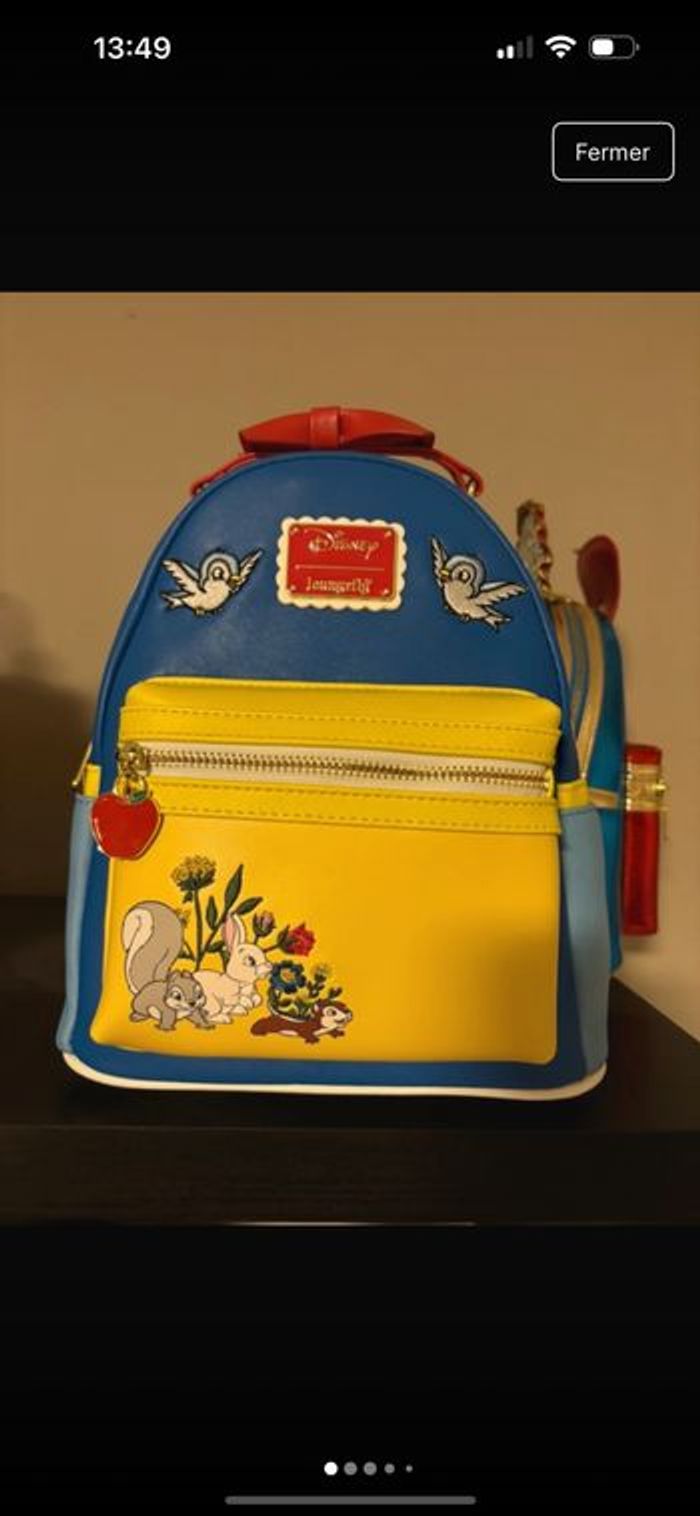 Loungefly blanche neige