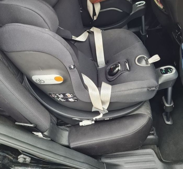 Siege auto bébé 9
